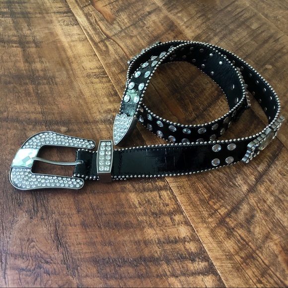 NWOT BUCKLE Rhinestone Belt - Picture 2 of 7